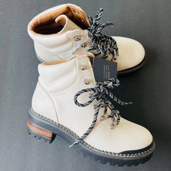 UNIVERSAL THREAD Women's "Kira" Lace-Up Hiker Boots NWT Size 6 - Picture 2 of 12